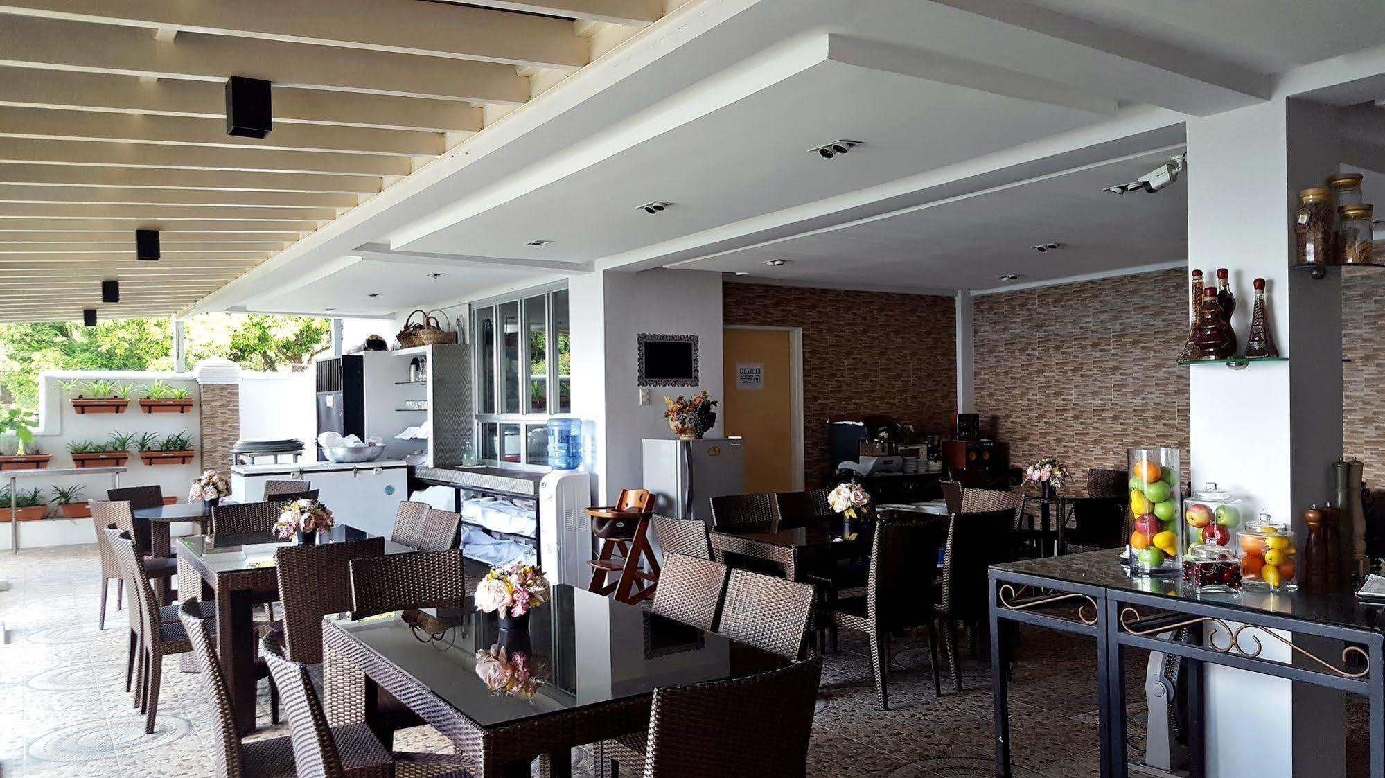 Splash Suites Hotel Tagaytay Cagayuan Εξωτερικό φωτογραφία