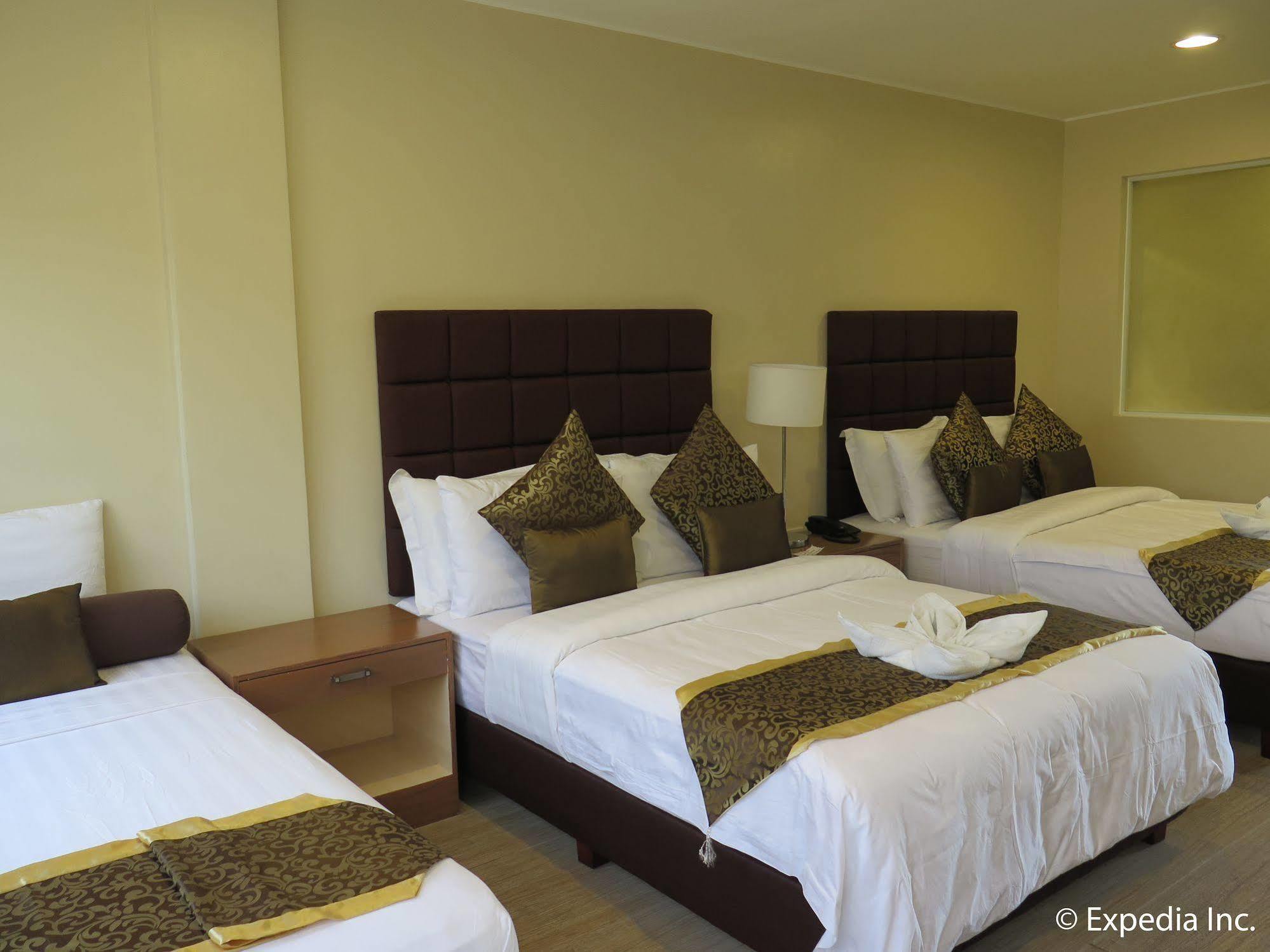 Splash Suites Hotel Tagaytay Cagayuan Εξωτερικό φωτογραφία