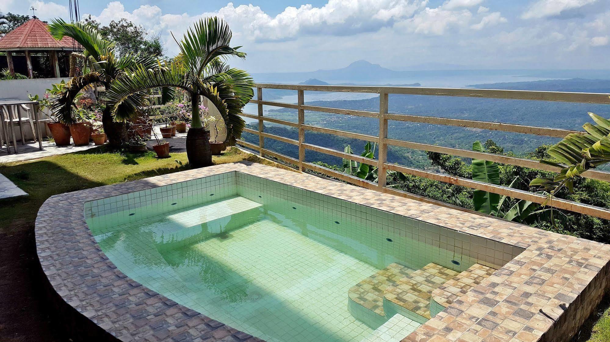 Splash Suites Hotel Tagaytay Cagayuan Εξωτερικό φωτογραφία